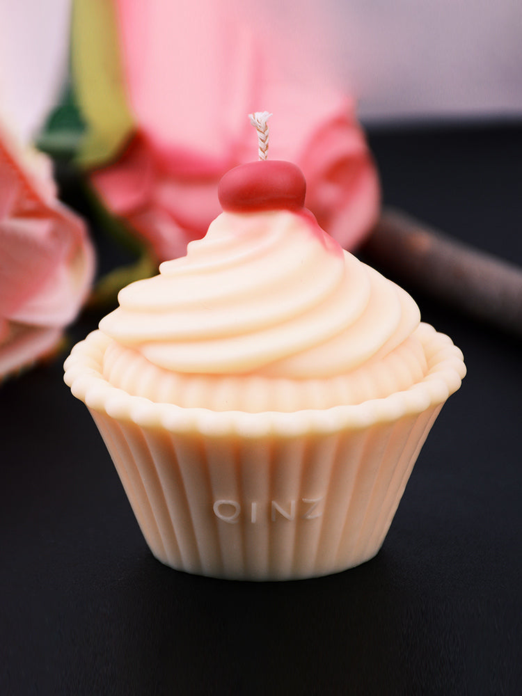 Cupcake-WaxPlay-ScentedCandle_flower