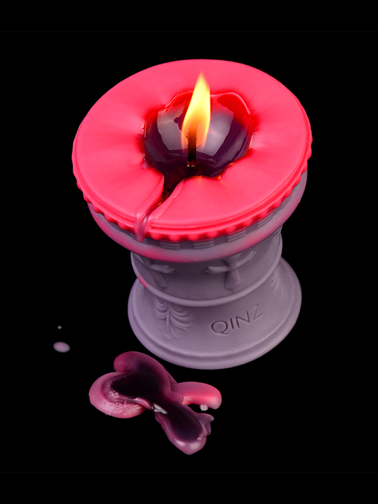 GothicPillar-WaxPlay-ScentedCandle_dripping