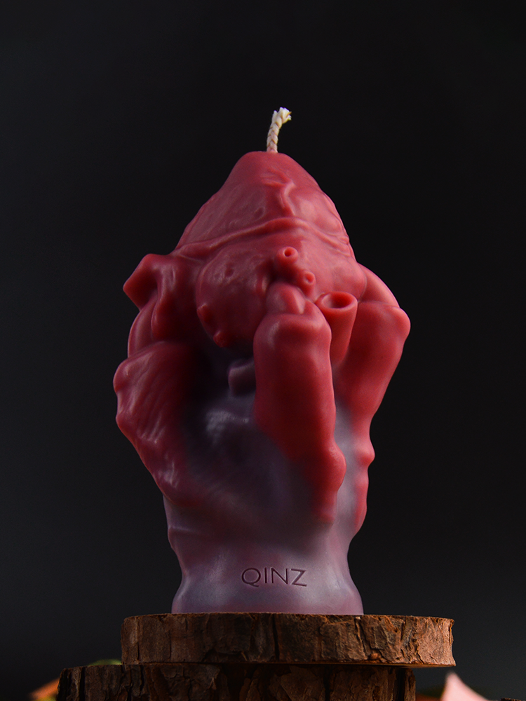 HeartShaped-WaxPlay-ScentedCandle_whole