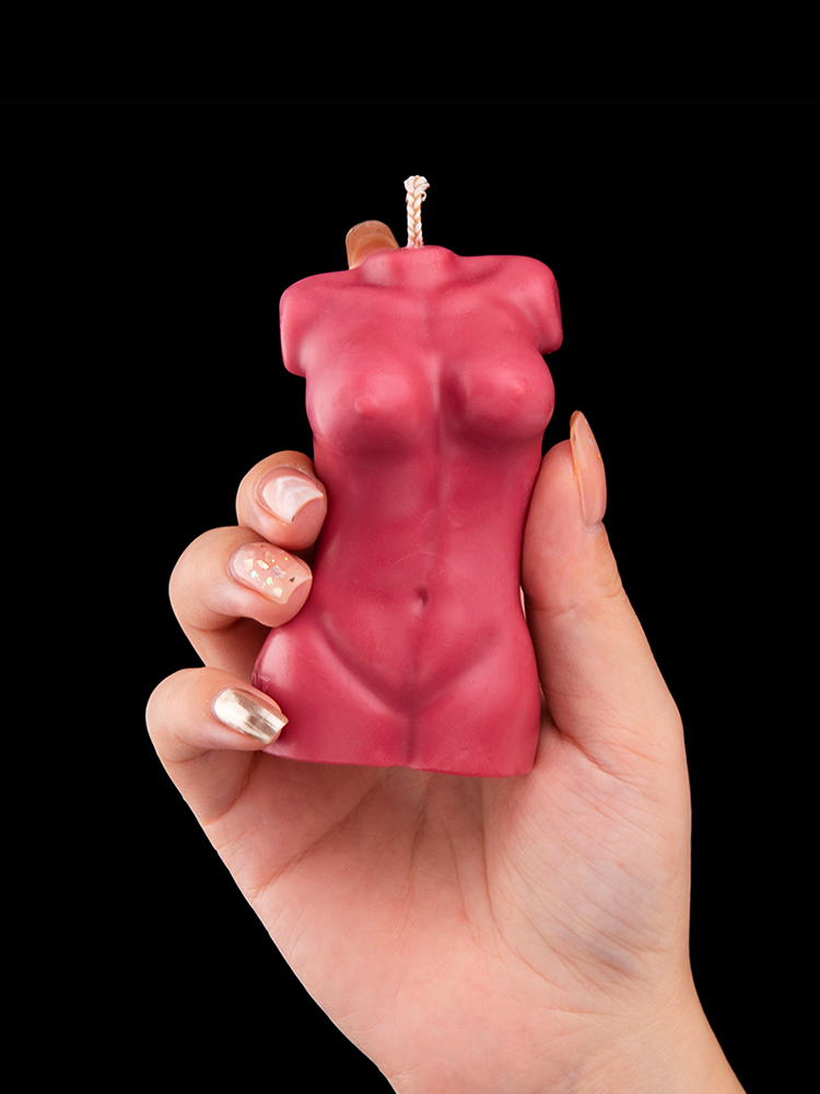 WomenTorso-WaxPlay-ScentedCandle_holding